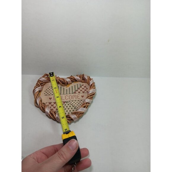 Vtg Hand Made Wicker Heart Embroidered Welcome Wall Hanging Country Cottagecore - Picture 4 of 5